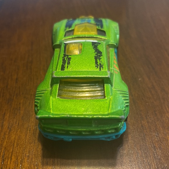 Hot Wheels Rally Cat - Picture 4 of 6